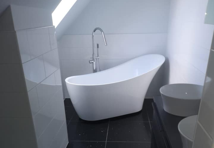 Free-standing bath installed by ecoheat developments