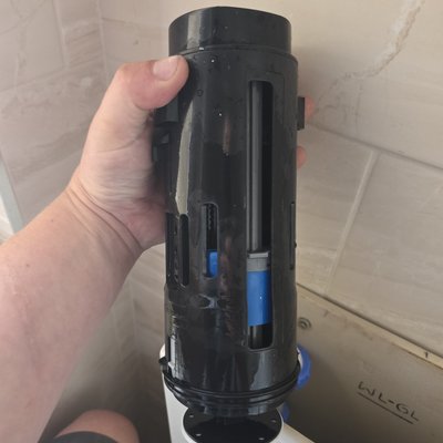 Fluidmaster flush valve