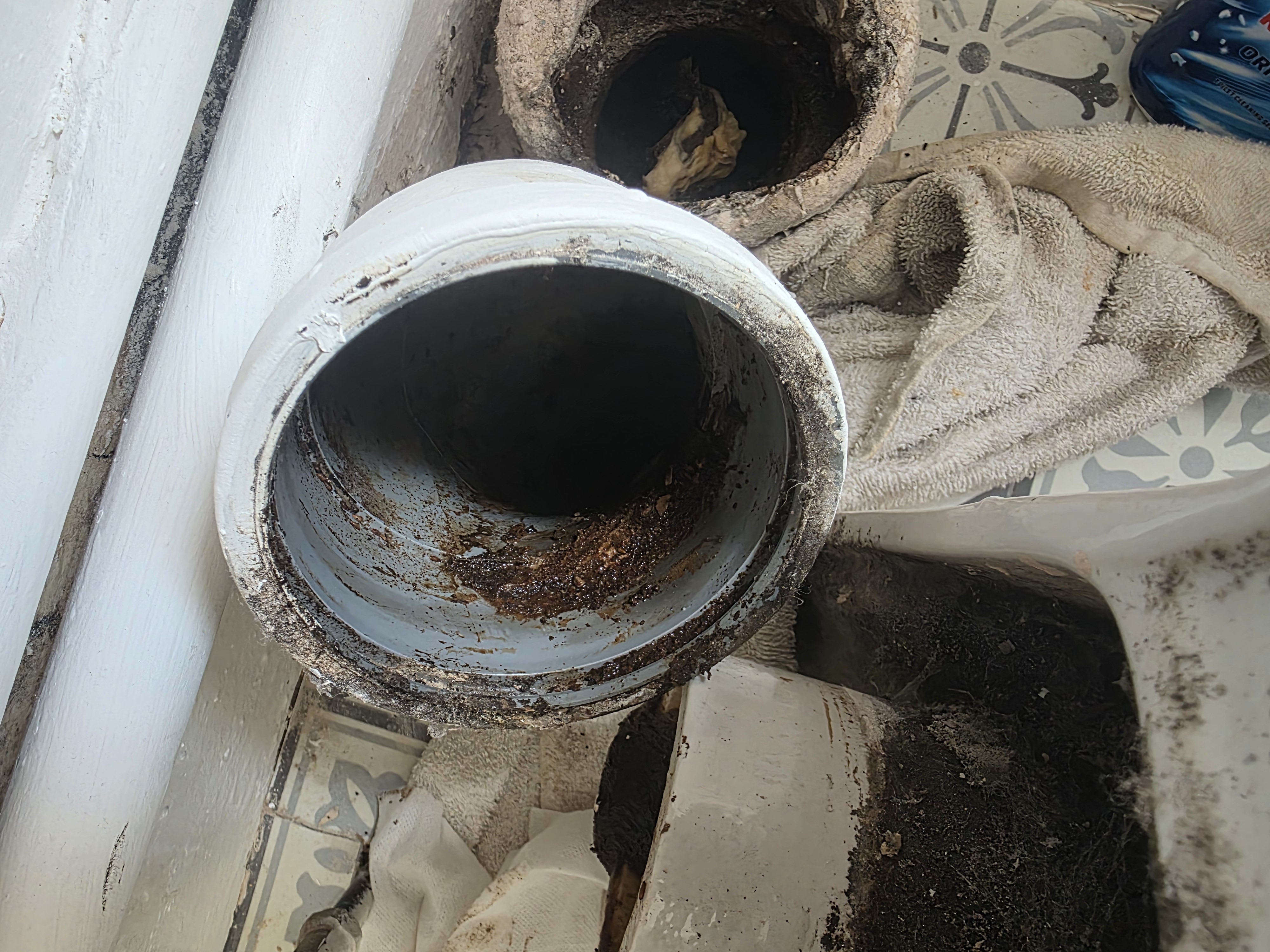 Waste fitting missing a seal